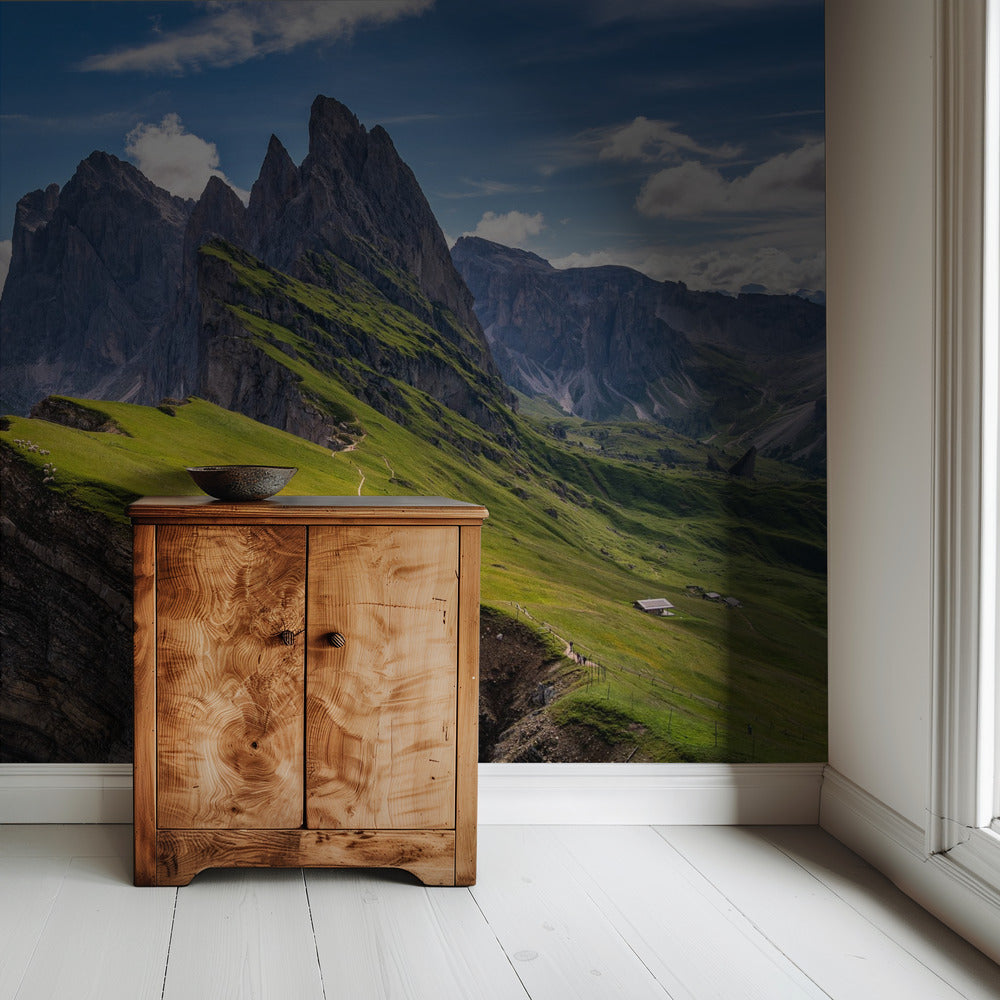 On the edge | Wallpaper