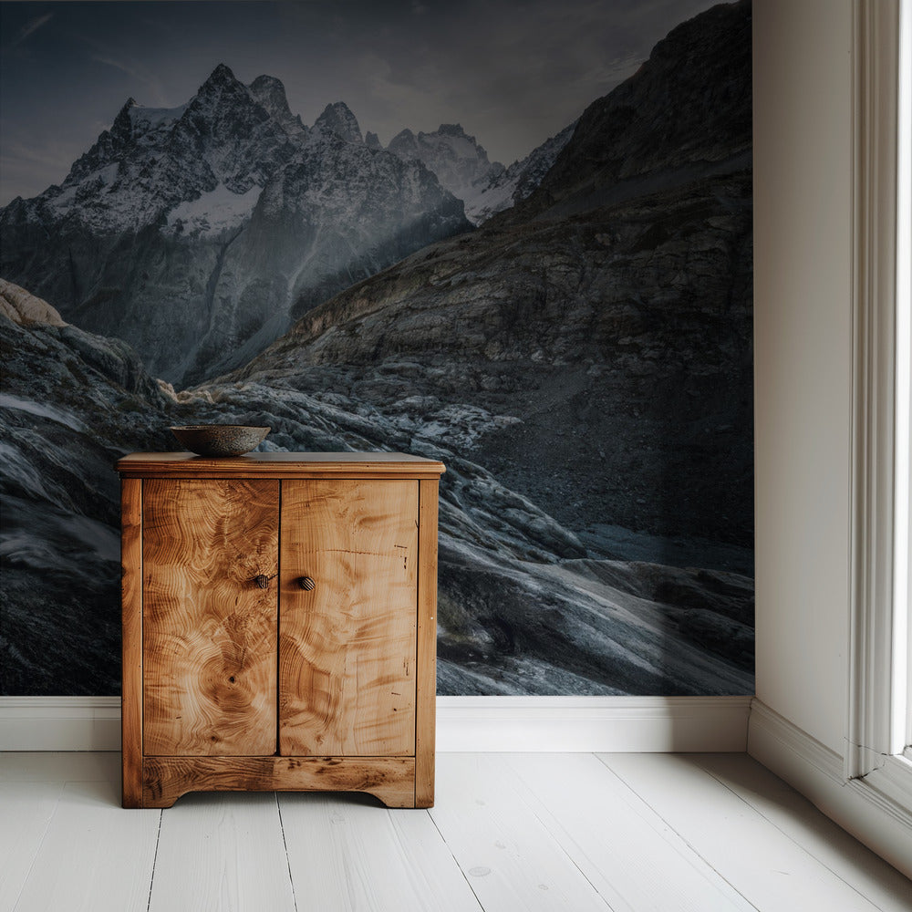 Monochrome Mountain | Wallpaper