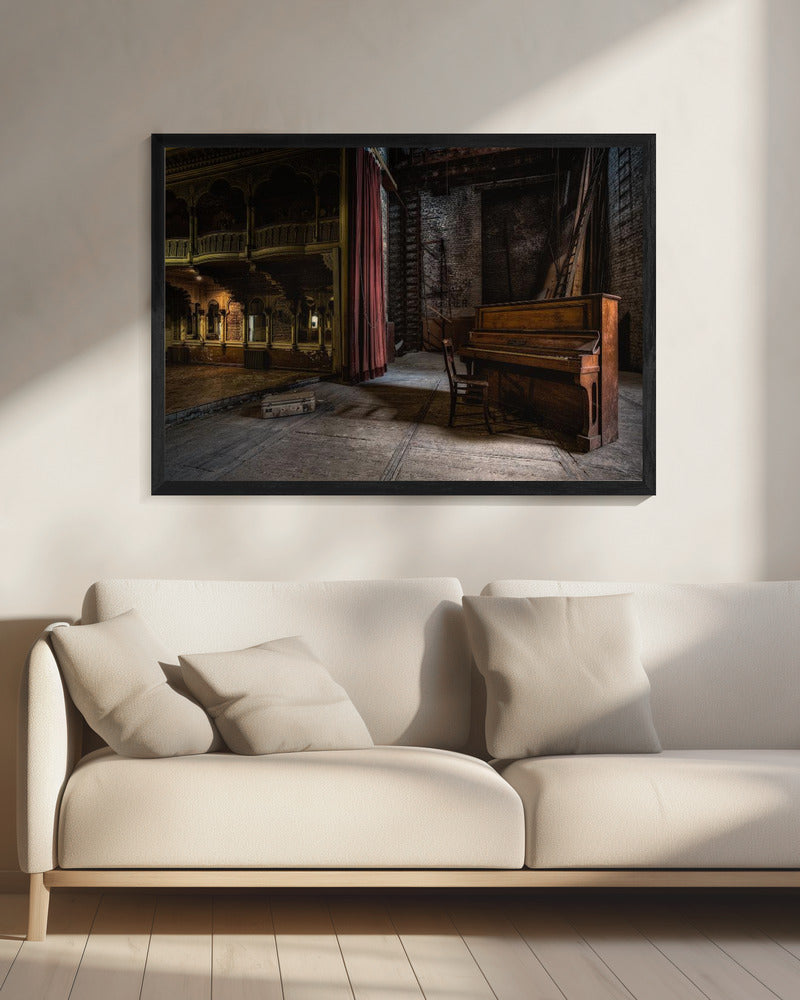 Show, interrupted | Canvas