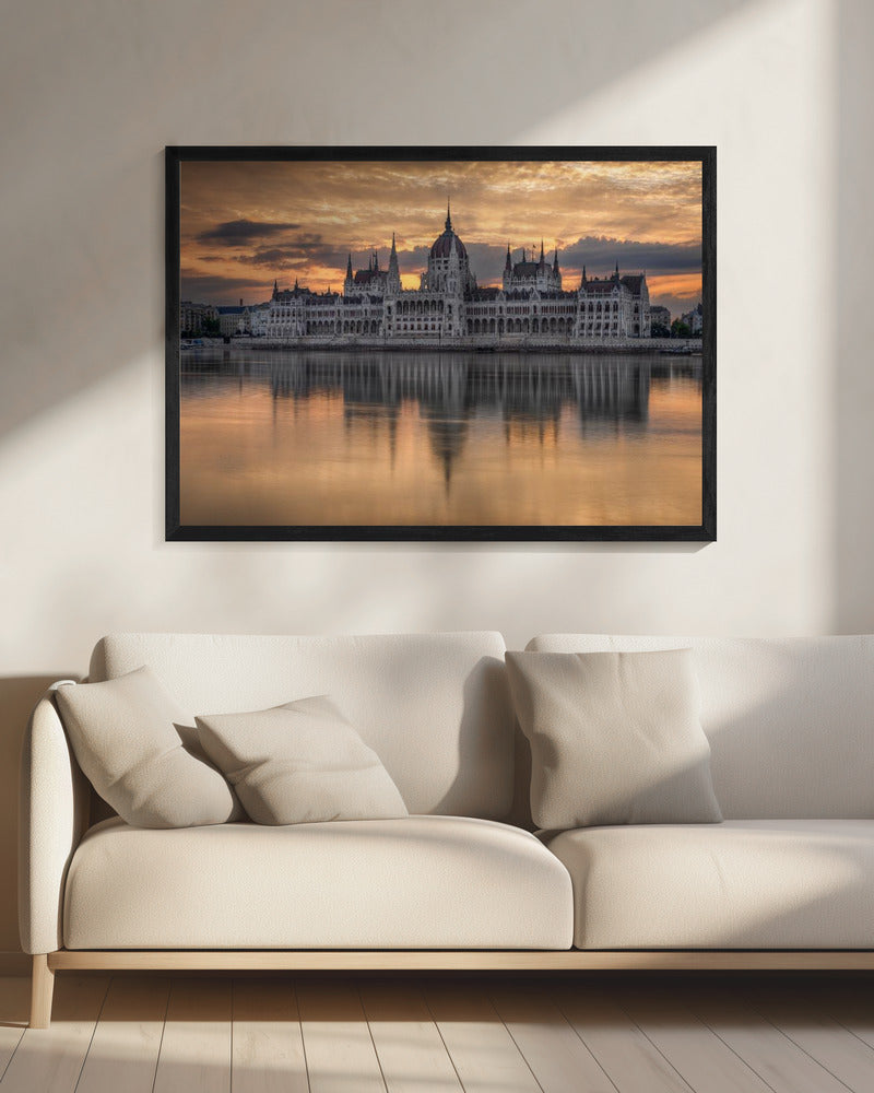 Sunrise in Budapest | Canvas