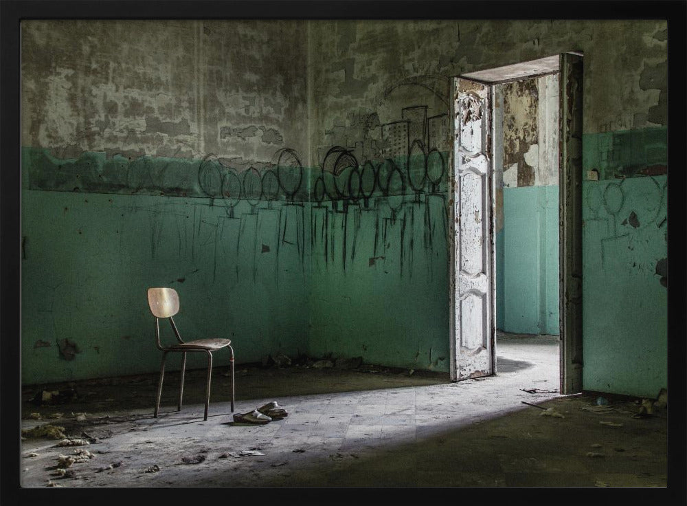 Empty crazy spaces | Poster