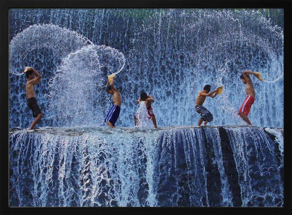 Playing with splash | Poster