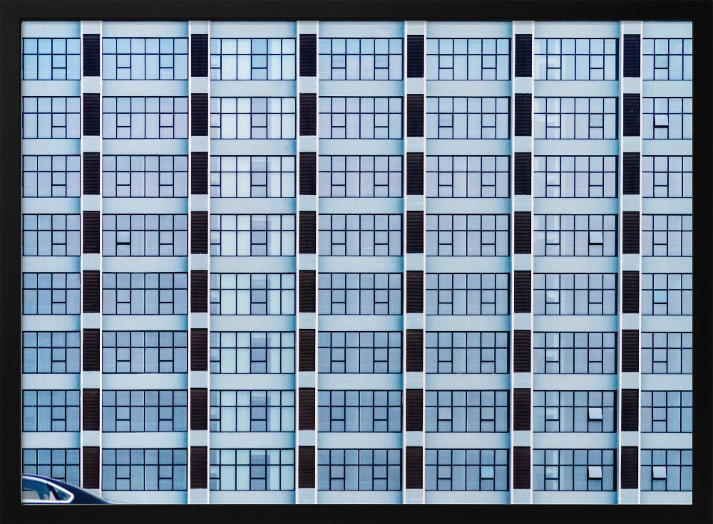 the waiting car | Poster