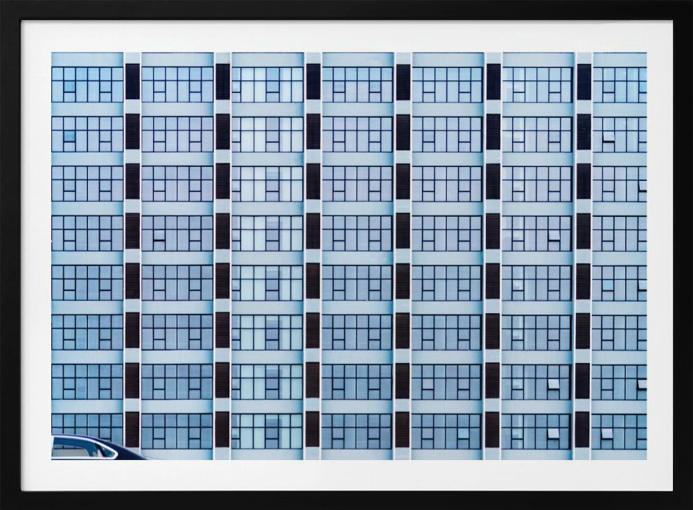 the waiting car | Poster