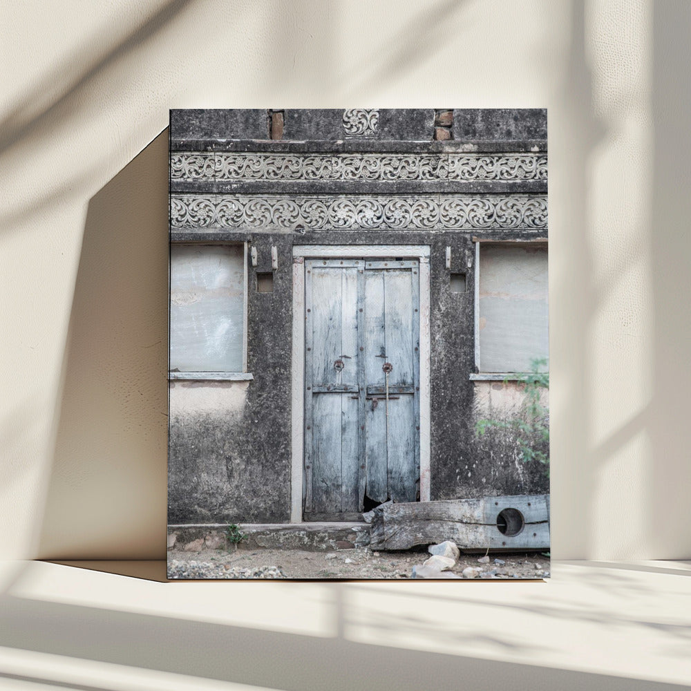 Faded Elegance Door | Canvas