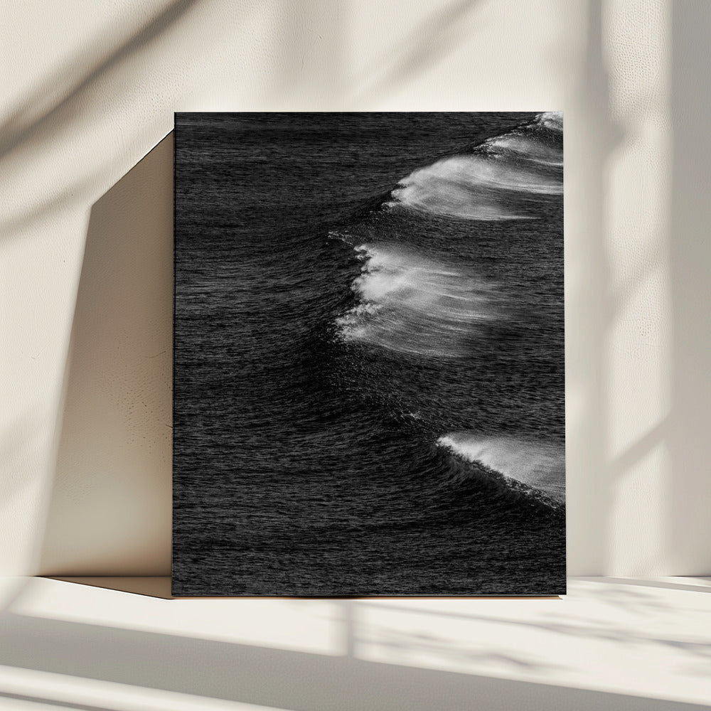 Mesmerizing Motion Of Ocean Waves | Canvas