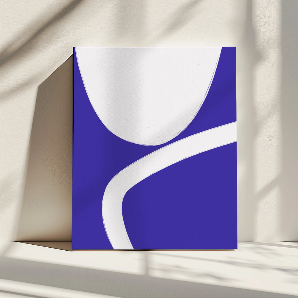 Curved Elegance | Canvas