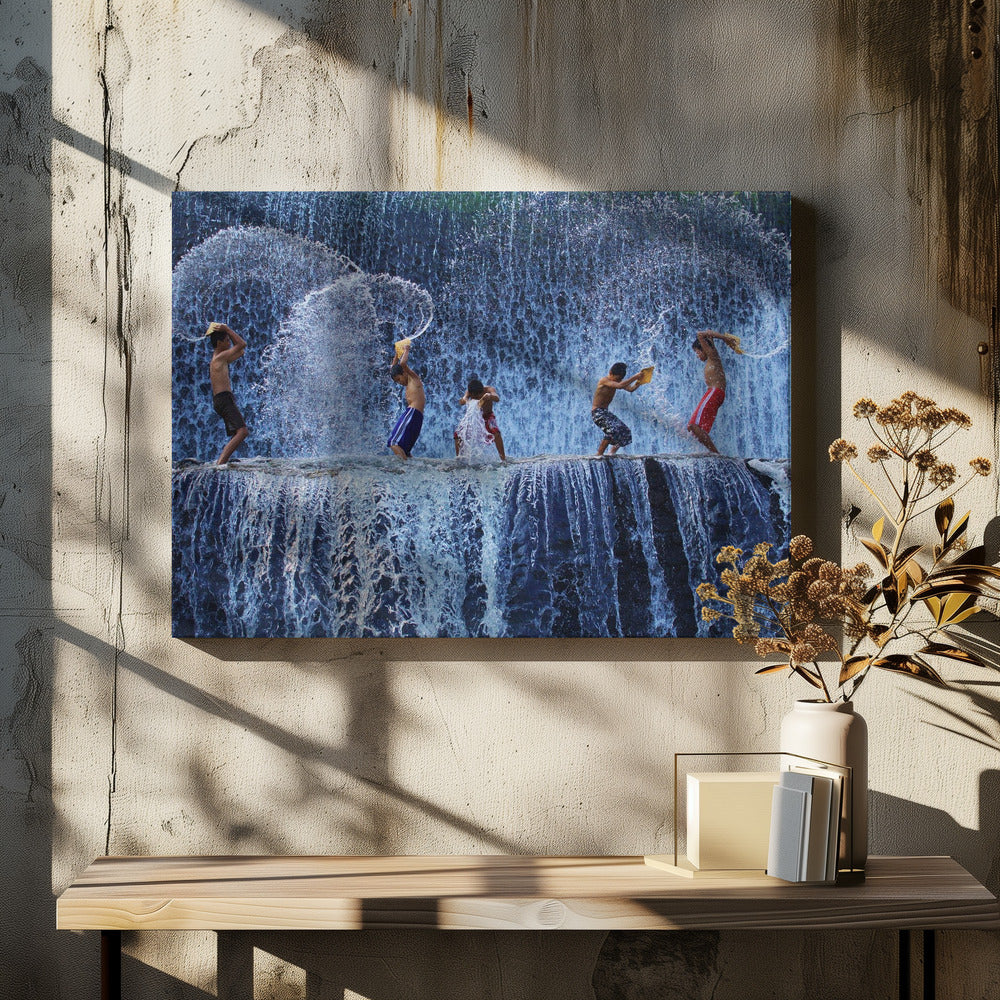 Playing with splash | Canvas