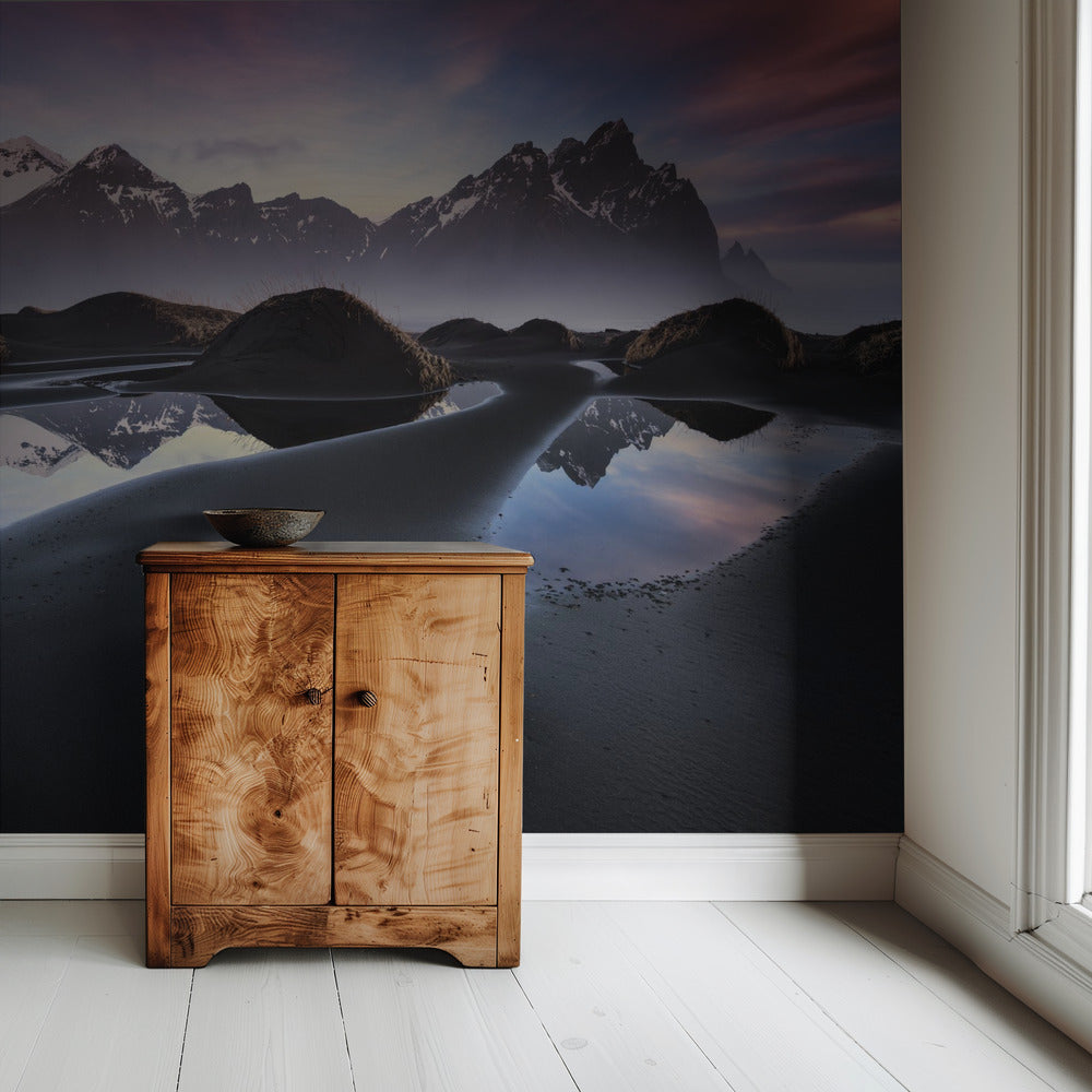 Glowing Vestrahorn | Wallpaper