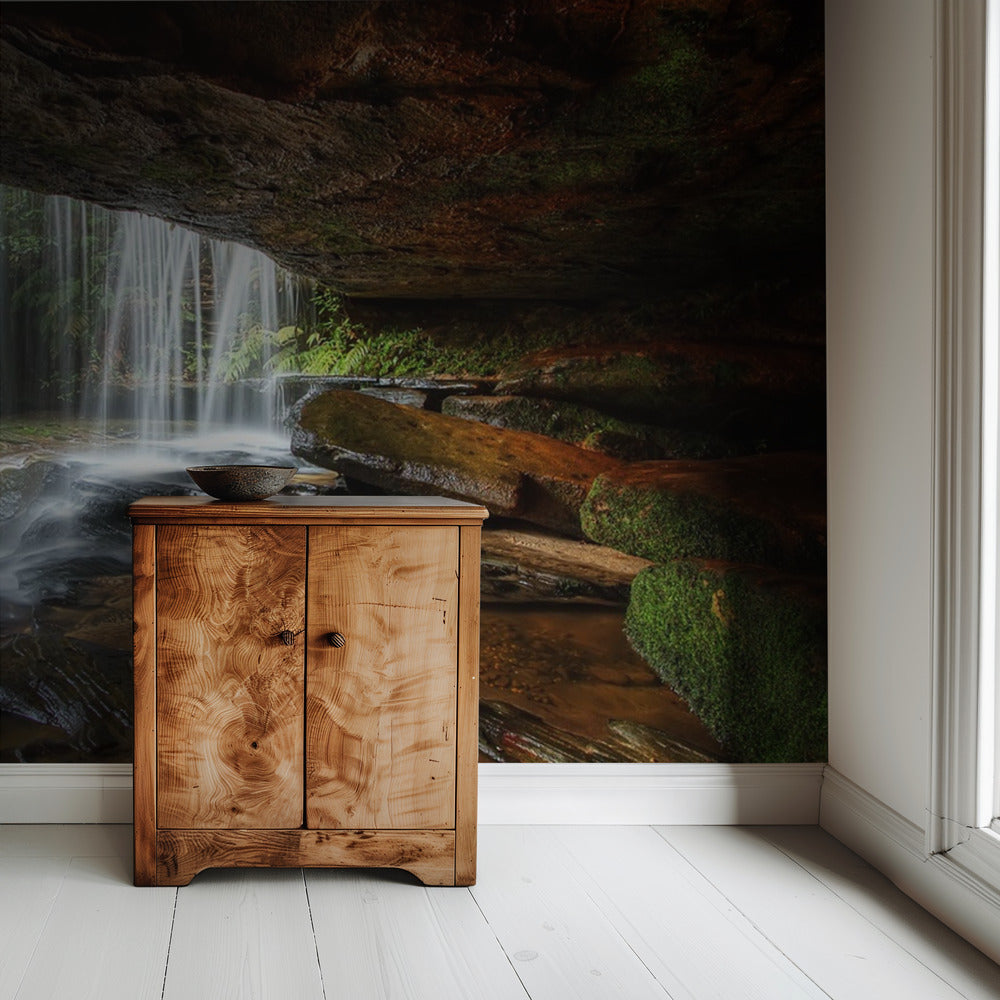 Under The Ledge | Wallpaper