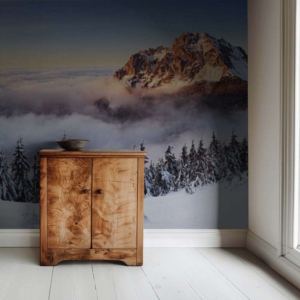 Golden Peak | Wallpaper