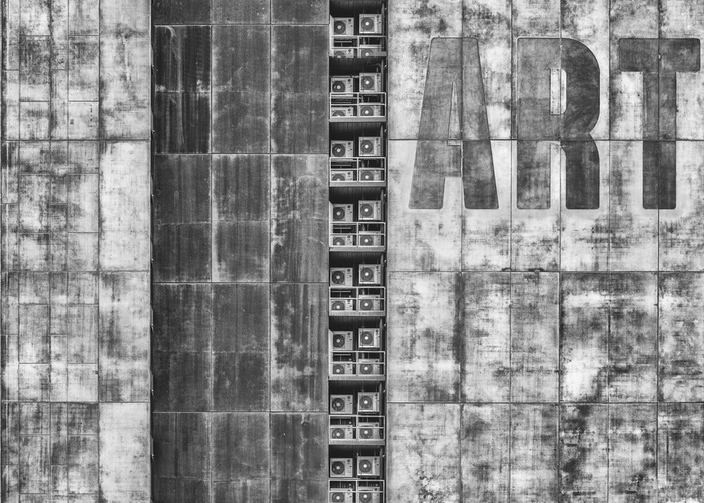 Gritty Palace | Canvas