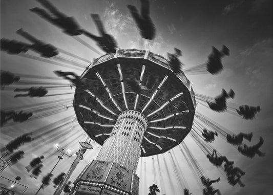 Wave swinger | Wallpaper