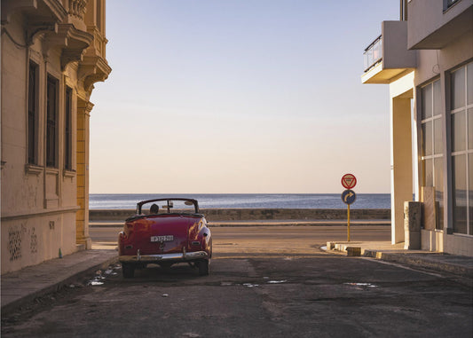 Watching the sun set - Havana | Canvas