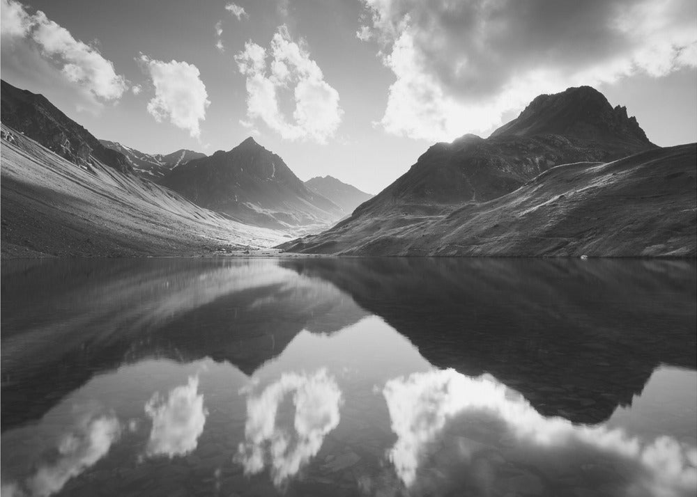 Mountain reflection | Wallpaper