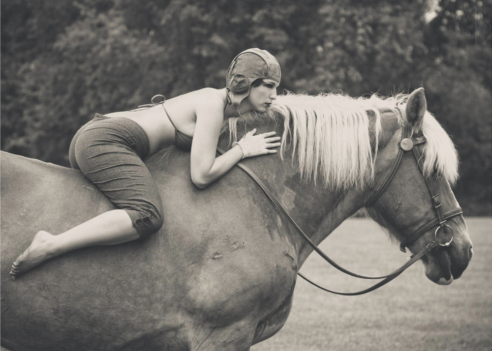 Off to the Races | Wallpaper