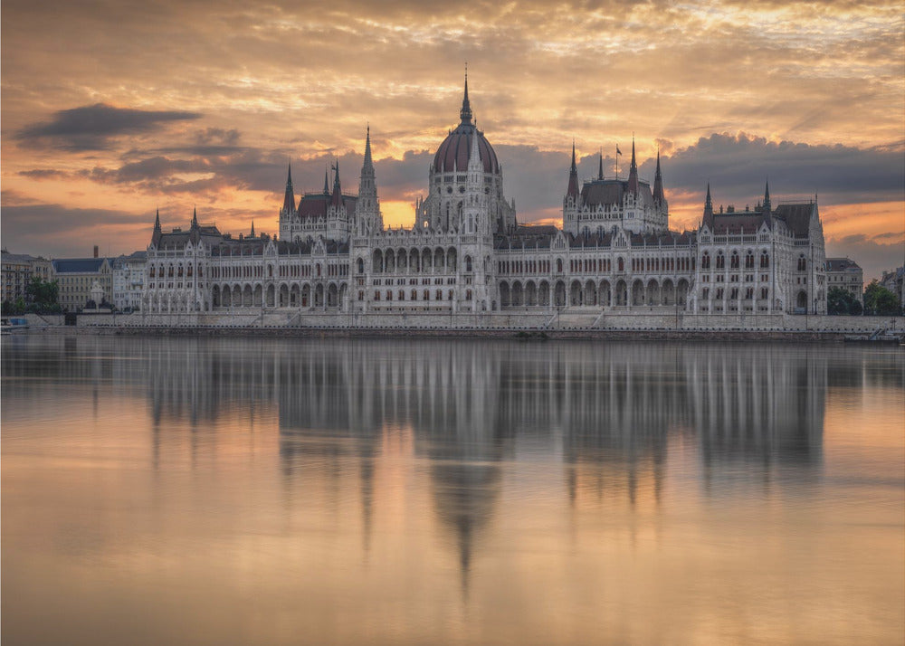 Sunrise in Budapest | Wallpaper