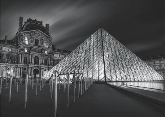 Louvre at Night | Wallpaper