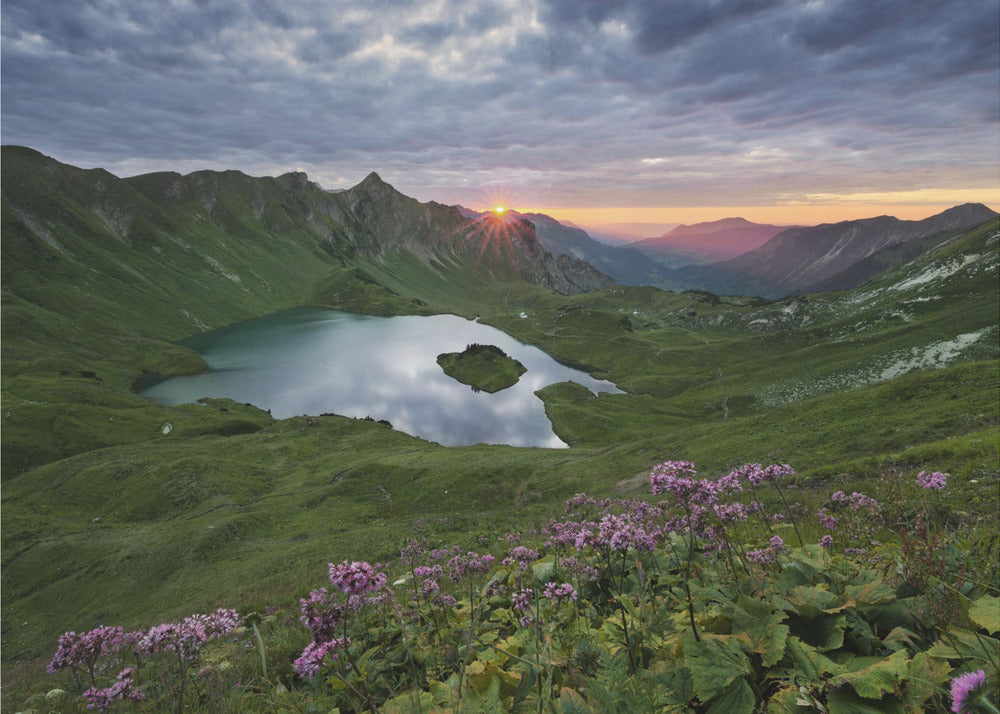 Magic Mountain Lake | Canvas