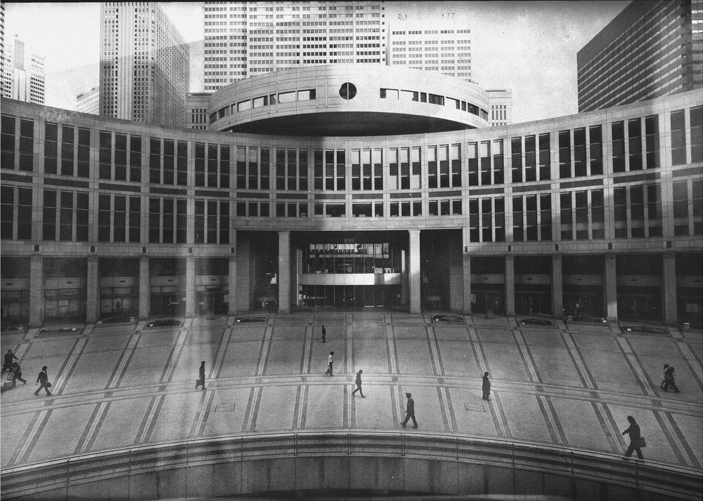 people coming and going. | Wallpaper