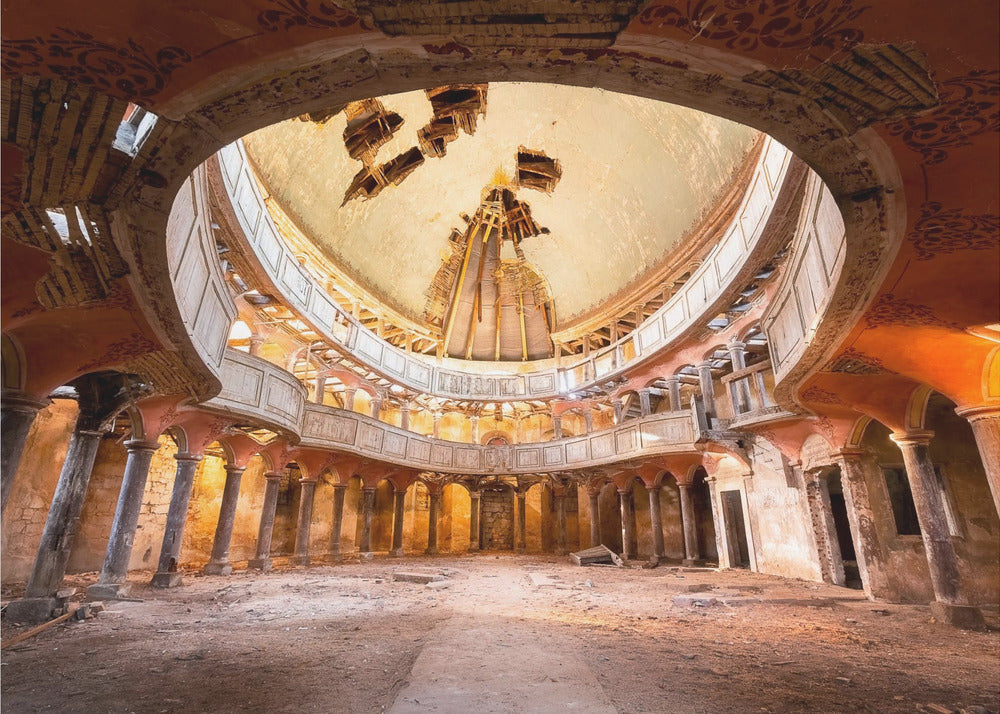 Round Chapel in Decay | Wallpaper