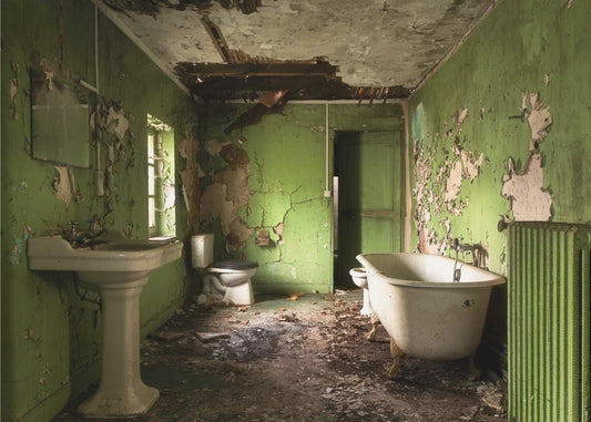Green Bathroom | Wallpaper