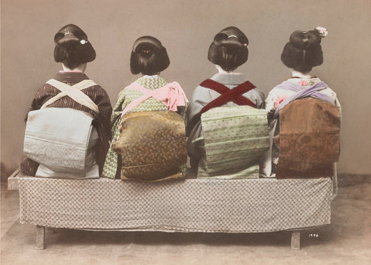 Showing Back Style (19th 20th Century) Japanese Woman Sitting | Canvas