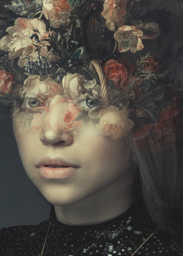 FLORAL PORTRAIT | Canvas