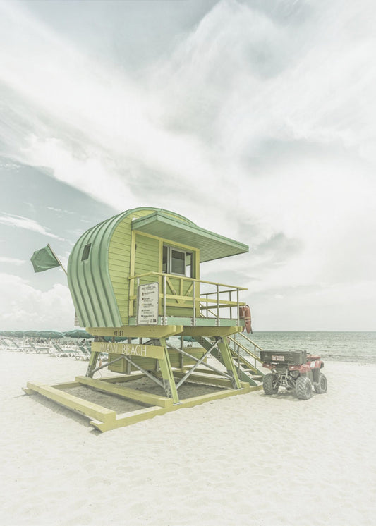 Vintage Florida Flair at Miami Beach | Canvas